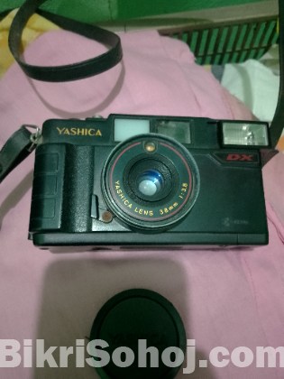 Yashica MF-2 super